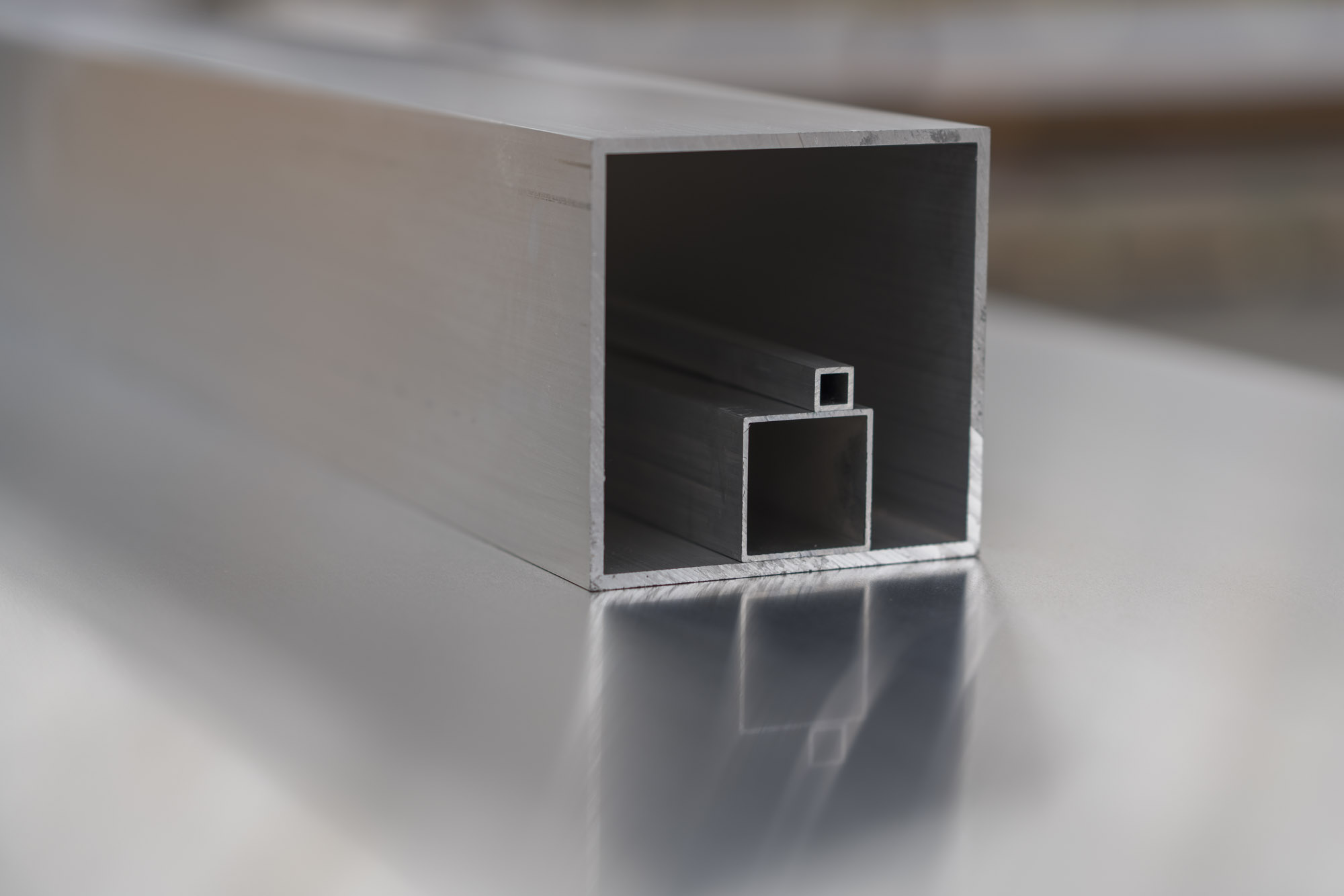 Alu Tubo cuadrado EN AW 6082 T6